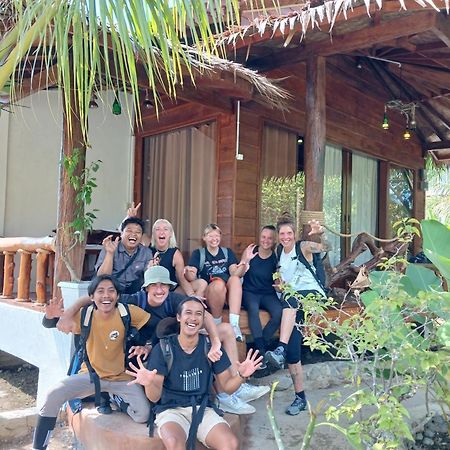 Tropical Jungle Lodge & Jungle Trekking Bukit Lawang Exterior foto