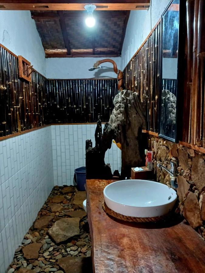 Tropical Jungle Lodge & Jungle Trekking Bukit Lawang Exterior foto