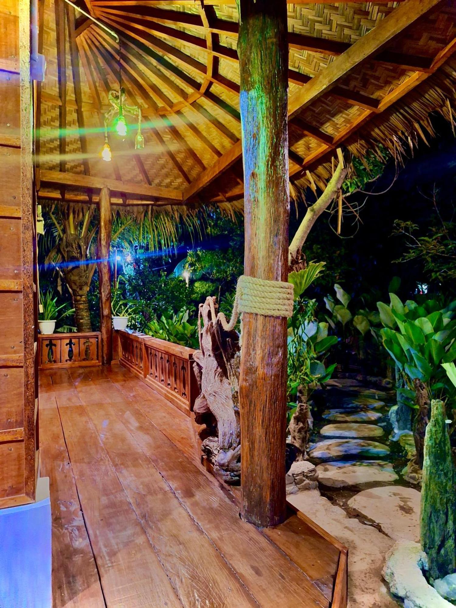 Tropical Jungle Lodge & Jungle Trekking Bukit Lawang Exterior foto