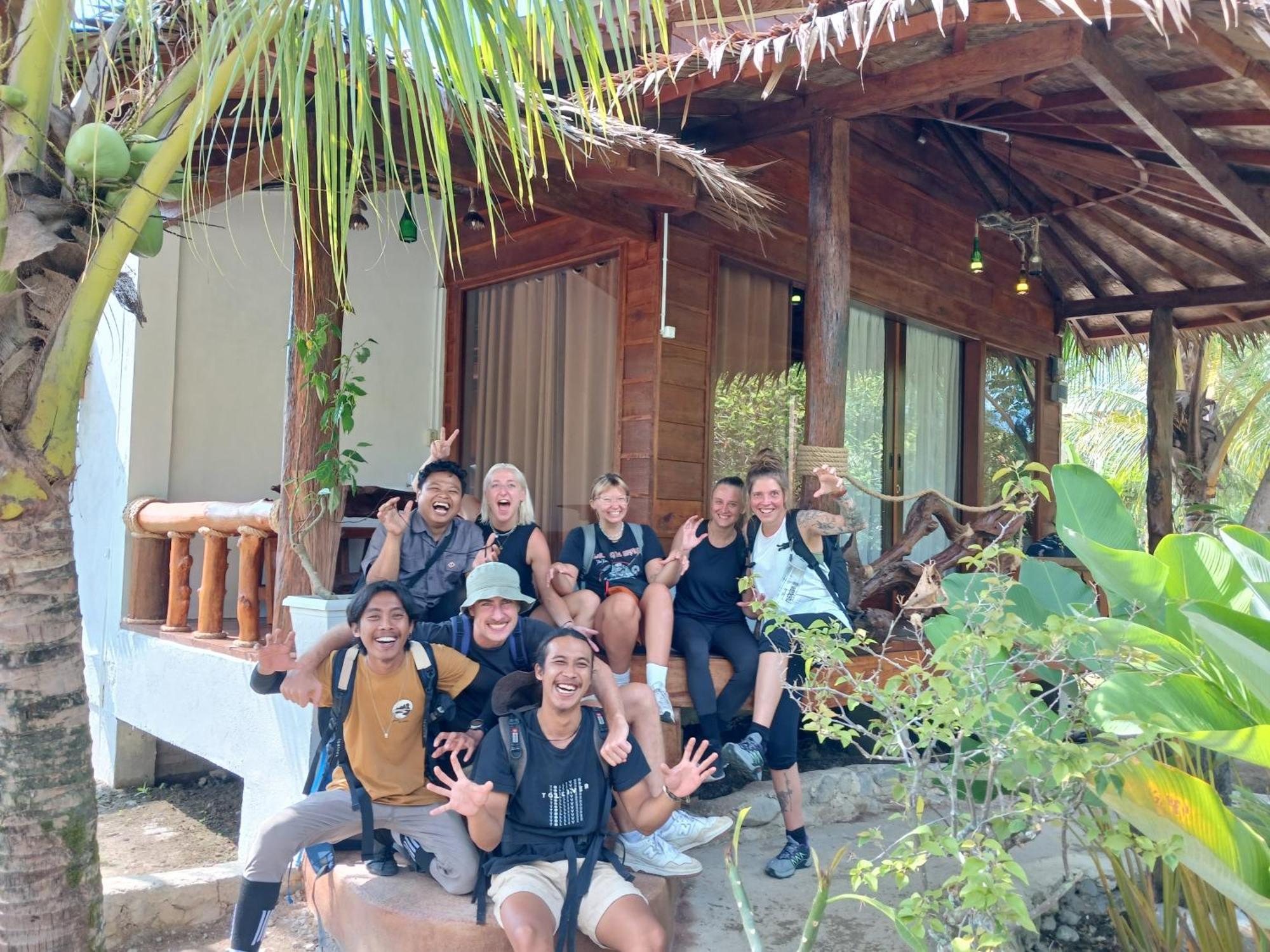 Tropical Jungle Lodge & Jungle Trekking Bukit Lawang Exterior foto